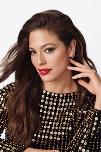 Ashley-Graham-Revlon-Makeup.thumb.jpg.3ec62936adb63711d5dfbbb10ecf31d3.jpg