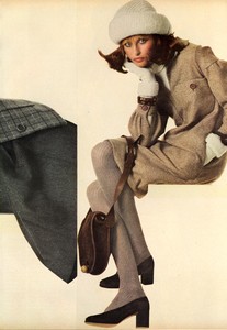 Avedon_Vogue_US_September_1st_1972_08.thumb.jpg.a45b694d8b275d8a8e52ec358732e6b5.jpg