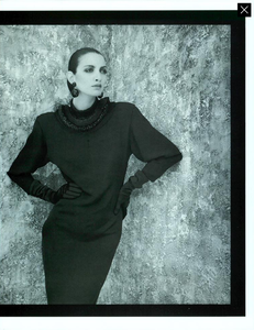 Bailey_Vogue_Italia_September_1986_Speciale_06.thumb.png.1f07e0192534474e0cb29b289b518b1a.png