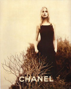 ChanelAdElleIT1297b.jpg