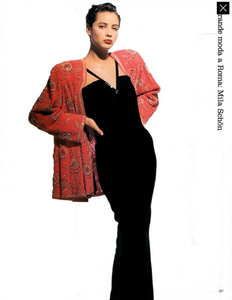 Demarchelier_Vogue_Italia_September_1986_Speciale_06.thumb.png.7c620a101c3f474d84da64e6857a7532.png