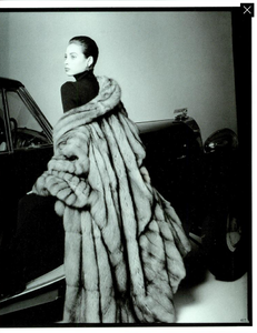 Demarchelier_Vogue_Italia_September_1986_Speciale_10.thumb.png.f5bf766b46843d24cca14660d59506bb.png