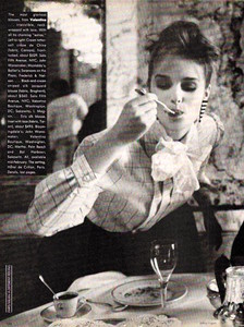 Elgort_Vogue_US_January_1982_13.thumb.jpg.16de430fc3e41e2ae356a9c681d5b7a6.jpg