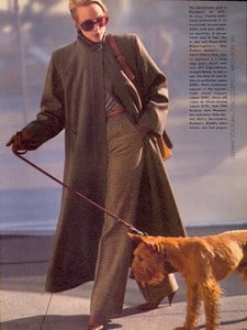 Elgort_Vogue_US_September_1982_06.thumb.jpg.1d24f335064dde1e503dd4e7dac13e37.jpg