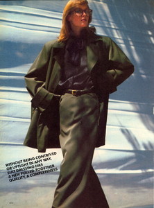 Elgort_Vogue_US_September_1982_09.thumb.jpg.1832584464baf8a511cdc9ad6bdb389a.jpg