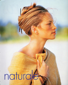 ElleIT0198naturale.jpg