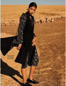 Elle_South_Africa__February_2018-page-009.jpg