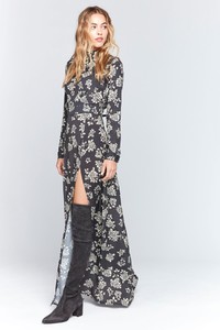 FLYNN-SKYE-FALL-CAPSULE-4-CEDAR-MAXI-ONYX-BLOOMS-4_1500x.jpg