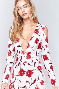 FLYNN-SKYE-FALL-CAPSULE-4-LONG-SLEEVE-JAYDEN-JUMPER-WISPY-STEMS-4_1500x.jpg