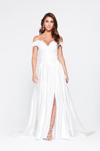 Freya-White4.jpg