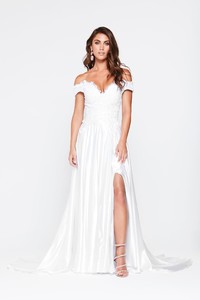 Freya-White5.jpg