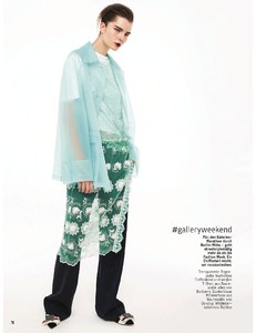 Glamour0218-page-003.jpg