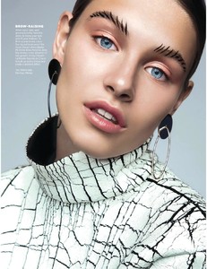 Harper_s_Bazaar_Singapore__February_2018-page-012.jpg