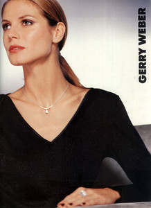 Heidi-Klum-Gerry-Weber-1998-01.thumb.jpg.495b620fb48133bcacc015e3939c85f3.jpg