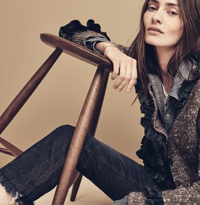 J-Crew-December-2017-Outfit-Ideas08.thumb.jpg.bde579a8c8a962215106e90ef91b6c4e.jpg