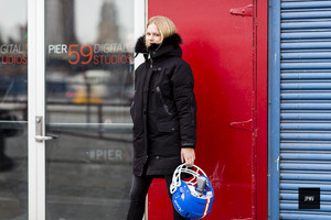 Jaiperdumaveste_Nabile-Quenum_StreetStyle_Anna-Ewers_Mercedes-Benz-New-York-Fashion-Fall-Winter-2015_-0417.thumb.jpg.074457137d12276a7c7c538e616b9b5b.jpg
