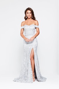 Leyla-Silver3.jpg