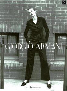 Lindbergh_Giorgio_Armani_Fall_Winter_96_97_02.thumb.png.7613d03e3fbbc19877719706ca2e988e.png