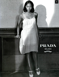 Lindbergh_Prada_Fall_Winter_94_95_04.thumb.png.1db737dfba0c0dd250c129b6d85556fb.png