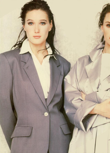 Lindbergh_Sportmax_Spring_Summer_1988_01.thumb.png.ad413f5520d2535d42f3750b40b45b71.png