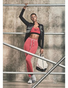Look_UK-23_December_2017-page-012.jpg