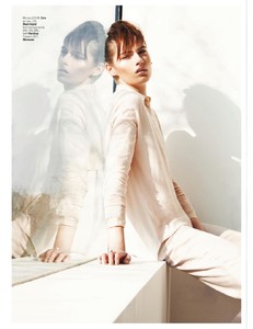 Look_UK_-_31_March_2014.bak-page-018.jpg