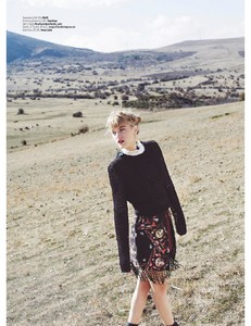 Look_UK_-_8_December_2014.bak-page-022.jpg