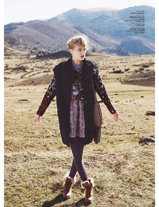 Look_UK_-_8_December_2014.bak-page-023.jpg