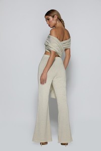 MBTHELABEL_WEBjayda_5_f8625d9b-fcd6-4b16-8833-c314dc80fa6f.jpg