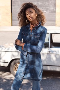 Madewell-Casual-Outfit-Ideas-Spring-2018-Lookbook04.thumb.jpg.a1b25fd2e0ea7f57538365eb68ec94b3.jpg