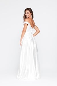 Oddette-White5.jpg