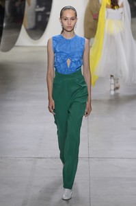 Prabal-Gurung-RS18-4813.thumb.jpg.2df03b0913ec747e39fcd4b52b95e60f.jpg