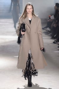 Proenza-Schouler-RF18-0770.thumb.jpg.dfa62ab1a5d1285dc529c487dd7233e9.jpg