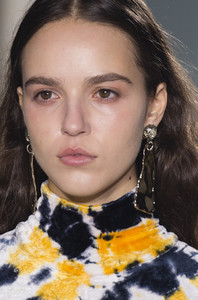 Proenza-Schouler-clp-RF18-7079.thumb.jpg.3d72dc1f65c40b3dfb772956e623f5fe.jpg