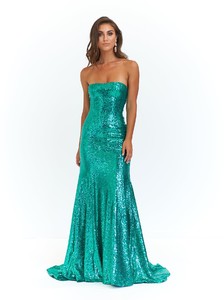 SFW22_AandN_EMERALDGLACE_011.jpg