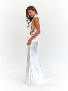 SFW42_AandN_WHITEBRIDAL_08_015.jpg