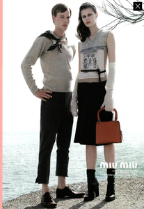 Testino_Miu_Miu_Fall_Winter_03_04_02.thumb.png.8694f65af2796d2dd2b6089400afe2ee.png