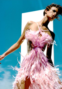 Testino_Roberto_Cavalli_Fall_Winter_03_04_02.thumb.png.d83173394c36e25155a34251c008bc96.png