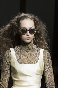 Topshop-clp-RF17-4465.thumb.jpg.d5bb9b94a5ada1fb862b10596267ce53.jpg