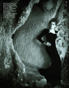 Vallhonrat_Vogue_Italia_September_1986_Speciale_07.thumb.png.c2ec8098620eae1711fbb7364b556c2c.png