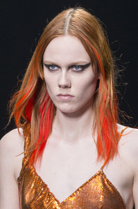 Versace-clp-RF17-4394.thumb.jpg.10a57dd5cede63b223428e0d8c44e1a7.jpg