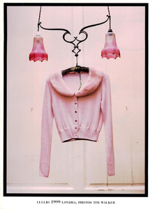 Walker_Blumarine_Fall_Winter_99_00_01.thumb.png.c1ae12d5da3def8f48bd33e7b47c1883.png