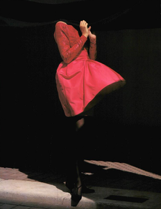 Watson_Vogue_Italia_September_1986_Speciale_11.thumb.png.fc727d094831d7bcd18778a1544b04ff.png