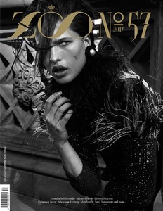 Zoo-Magazine-Cover-Julia-van-Os-WOMEN-Management-NYC.thumb.jpg.d69108b71fd04ad47fdb09253aea7568.jpg