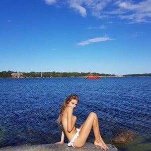 a04.thumb.jpg.9dd55c81609f89ce824f177bef6c2943.jpg