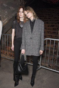 alexander-wang-bks-c-rf17-6902.thumb.jpg.4c247443dbc83350367b2ddbcb6dc39f.jpg
