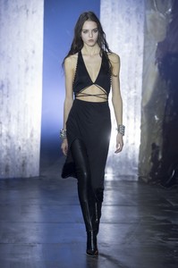 alexander-wang-rf17-3649.thumb.jpg.ee387035242835e4144fb5cf00b27469.jpg