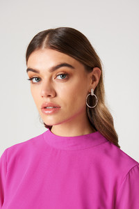 andrea_hedenstedt_hanging_round_hoop_earrings_1520-100052-0014_02l.jpg