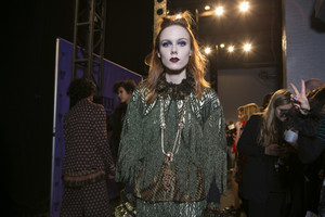 anna-sui-bks-i-rf17-8319.thumb.jpg.f669dc89317c4f81446fe929d55b0d8e.jpg
