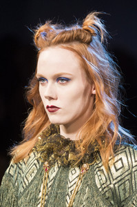 anna-sui-clp-rf17-1501.thumb.jpg.ea4ac40f10eddf0be76d1d10162576d9.jpg